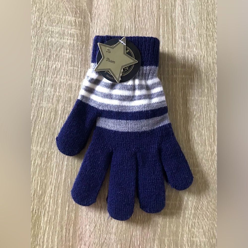 NWT … THE 5 & TWINE Kid’s “Stretch” Gloves